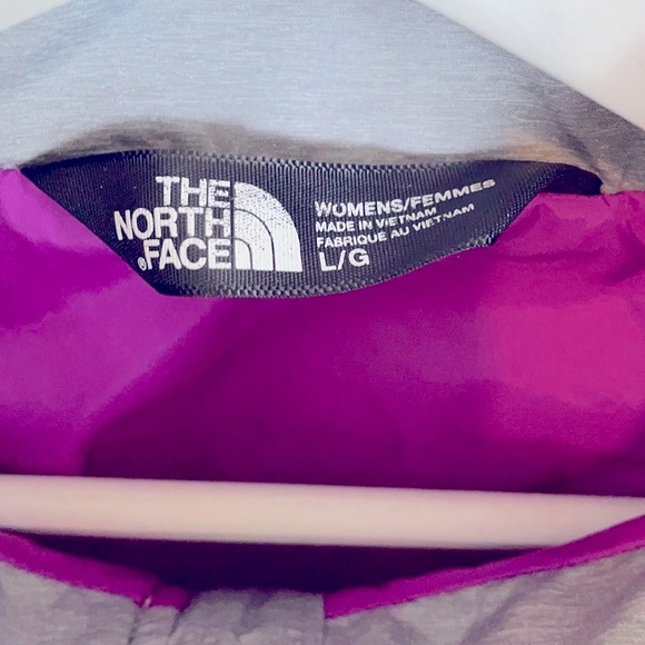 COPY - COPY - Women’s Northface jacket size L - Picture 3 of 7
